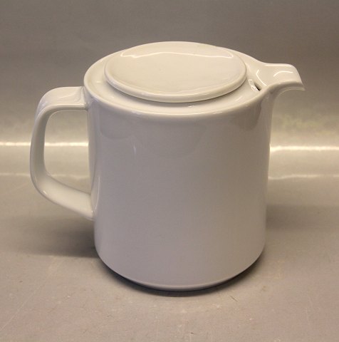 Form 380  HANK ?? Bing & Groendahl White Dinnerware, Magnussen 414 Coffee pot - 
Tea Pot 15 x 20 cm