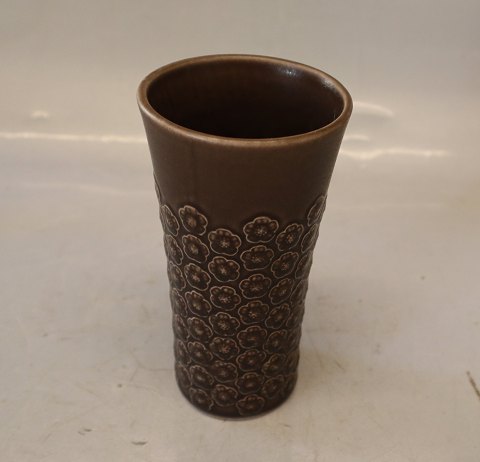 678 Vase ca 16 x 8,5 cm Umbra Brun udgave af  AZUR Quistgaard for B&G / Nissen 
Kronjyden Stoneware
