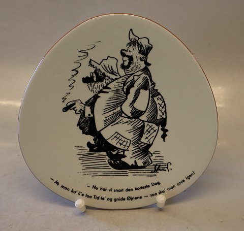 Knabstrup Trekantet platte  ca 16 cm Storm P: Den korteste dag ..